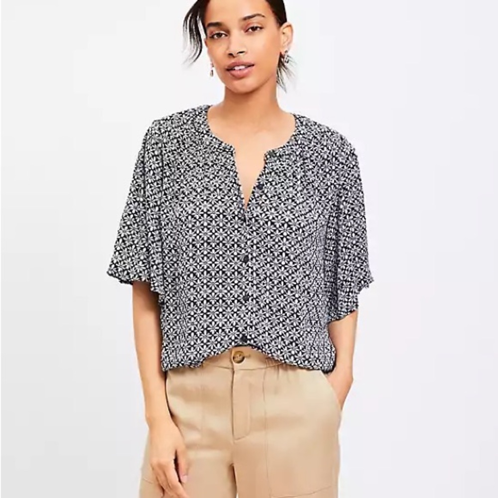 Loft Floral Black and White Women's Top